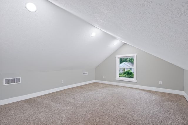 1338 45th Street, Des Moines, IA 50311