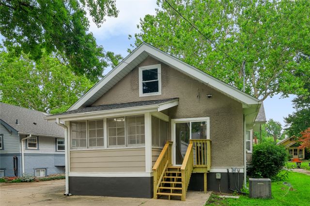 1338 45th Street, Des Moines, IA 50311