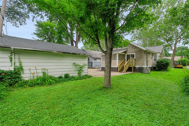 1338 45th Street, Des Moines, IA 50311