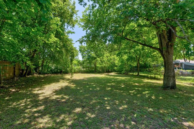 5406 Bolm RD, Austin, TX 78721