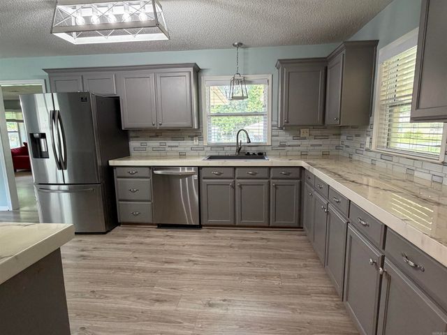 104 S Cone, Searcy, AR 72143