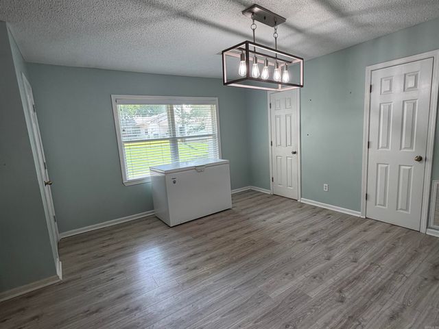 104 S Cone, Searcy, AR 72143
