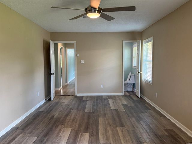 104 S Cone, Searcy, AR 72143