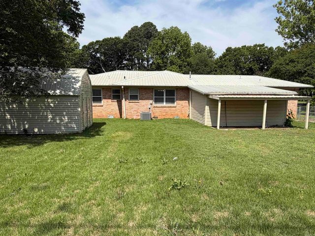 104 S Cone, Searcy, AR 72143