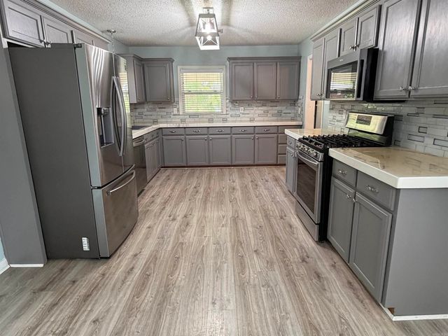 104 S Cone, Searcy, AR 72143