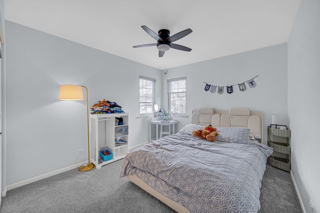 441 N Crooked Lake Lane, Lindenhurst, IL 60046