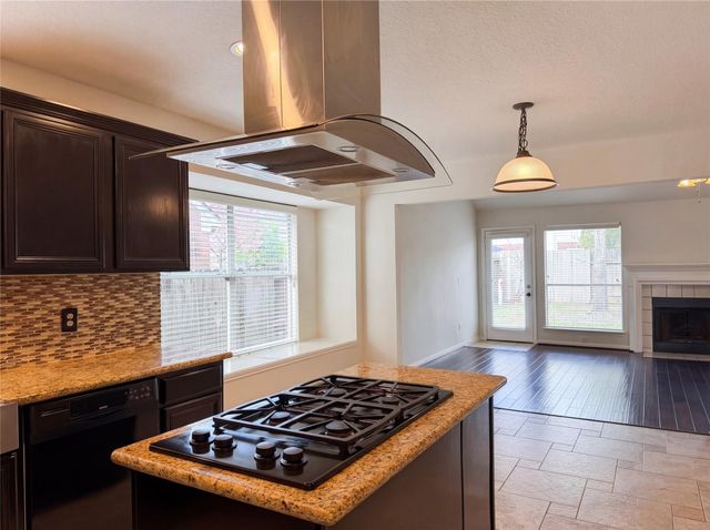 5807 Windsong Trail, Houston, TX 77084