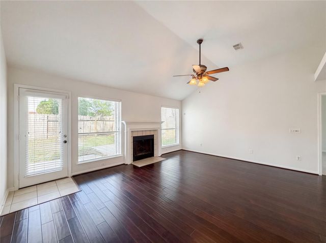 5807 Windsong Trail, Houston, TX 77084