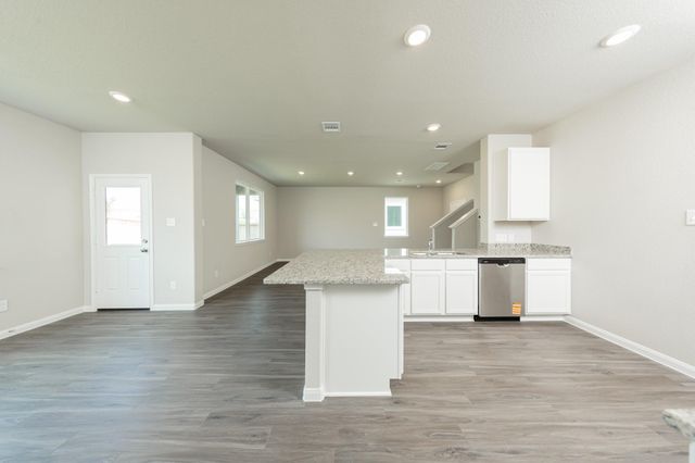2549 Hawks Eye Drive, Conroe, TX 77301