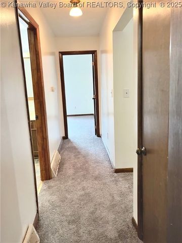 12240 Coal River Road, St Albans, WV 25177