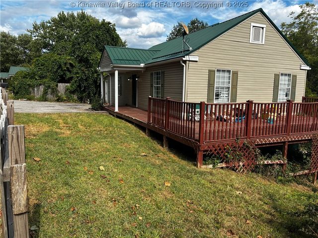 12240 Coal River Road, St Albans, WV 25177