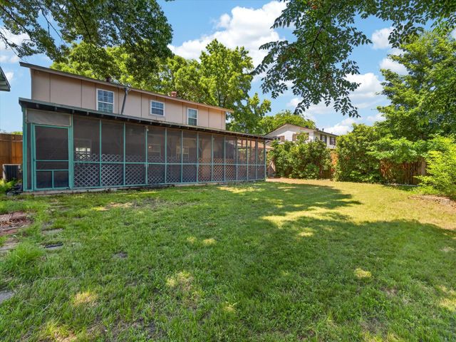 1208 Quill Drive, Plano, TX 75075