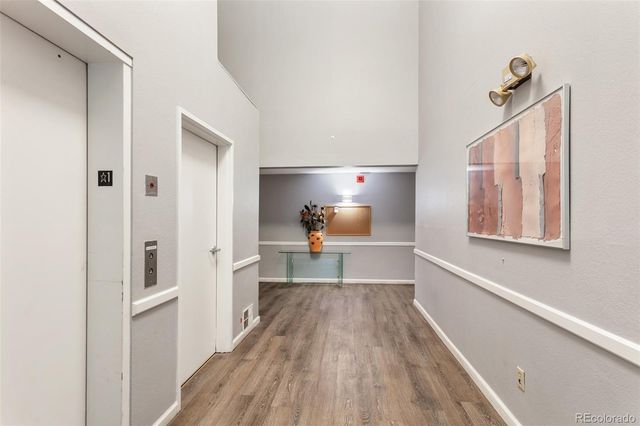 6435 S Dayton Street 302, Englewood, CO 80111