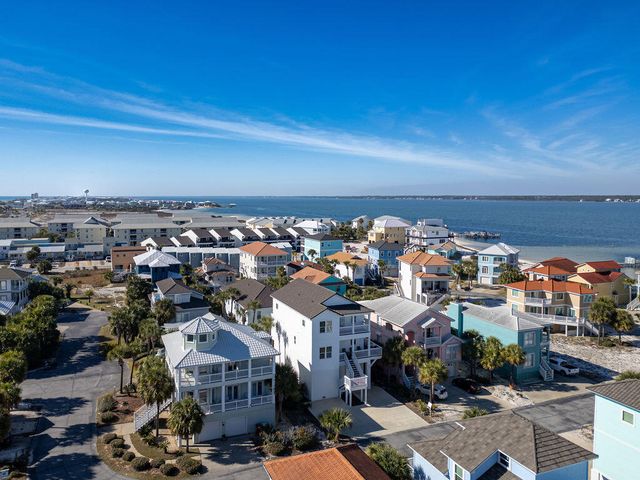 1421 Sonata Court, Navarre, FL 32566