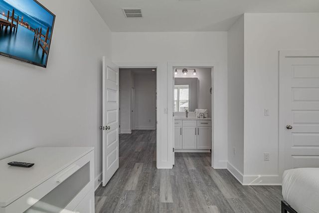 1421 Sonata Court, Navarre, FL 32566