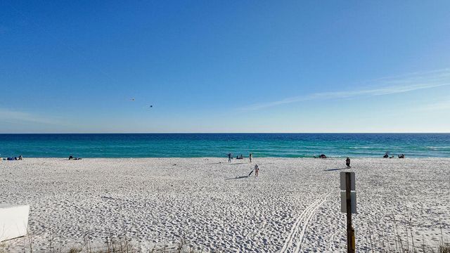 1421 Sonata Court, Navarre, FL 32566