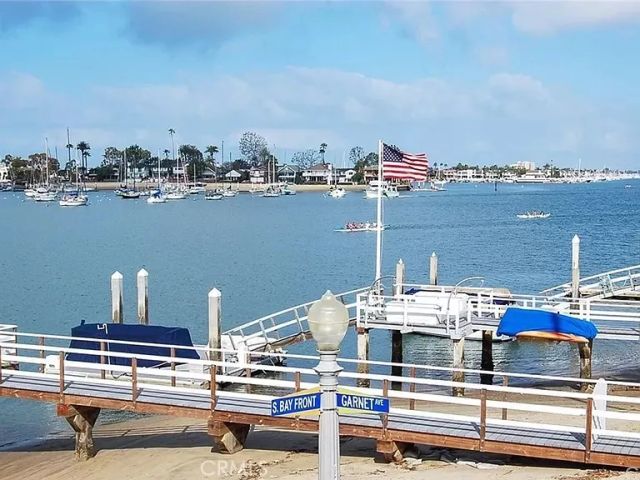 300 S Bay Front, Newport Beach, CA 92662