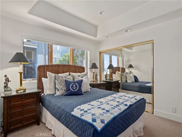 300 S Bay Front, Newport Beach, CA 92662