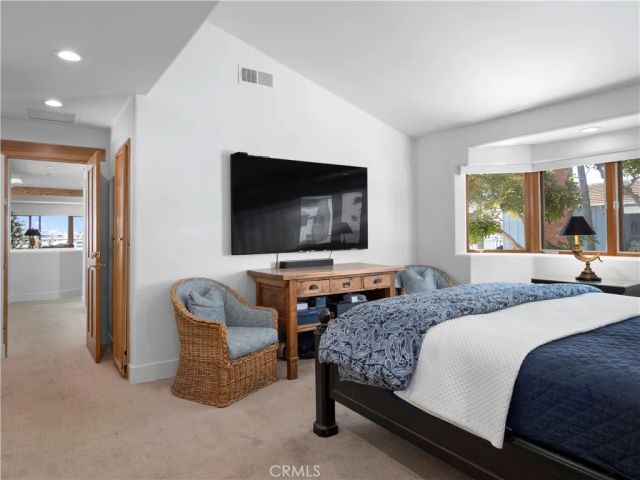 300 S Bay Front, Newport Beach, CA 92662