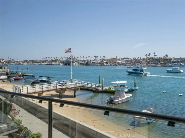 300 S Bay Front, Newport Beach, CA 92662