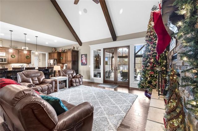 24992 CR 234 Road, Carrollton, MO 64633