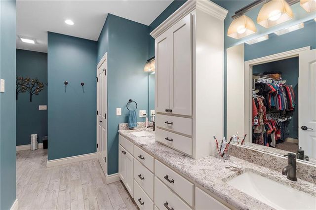 24992 CR 234 Road, Carrollton, MO 64633