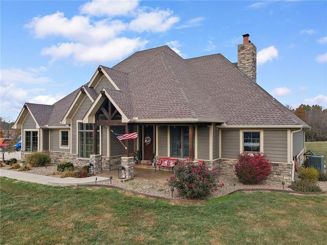 24992 CR 234 Road, Carrollton, MO 64633