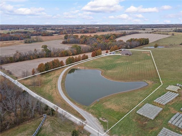 24992 CR 234 Road, Carrollton, MO 64633