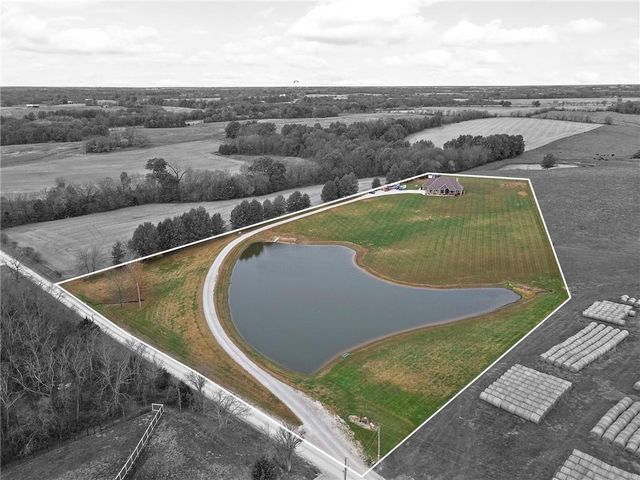 24992 CR 234 Road, Carrollton, MO 64633