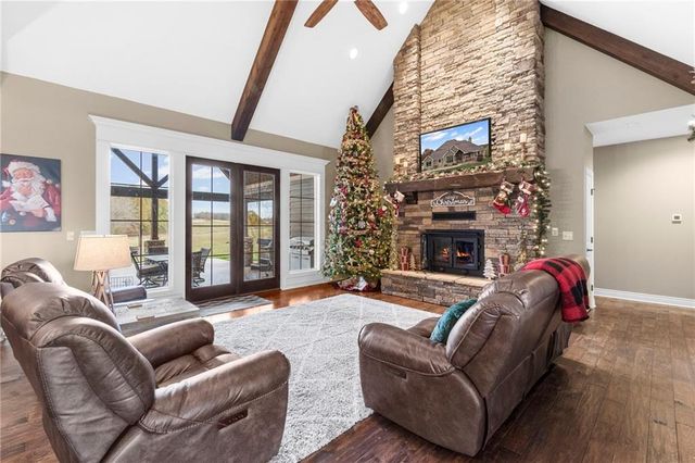 24992 CR 234 Road, Carrollton, MO 64633