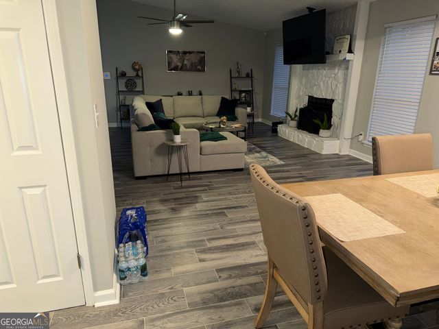 378 Park Ridge Circle, Riverdale, GA 30274