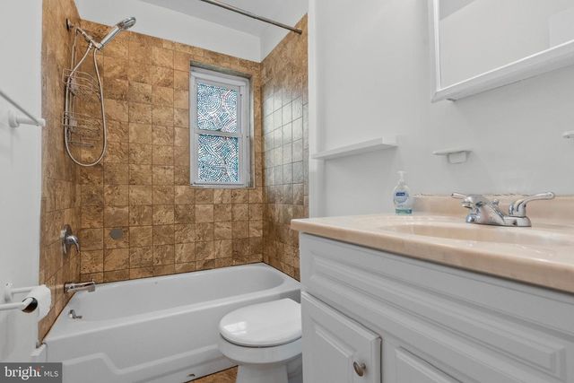 207 NEW JERSEY RD, Brooklawn, NJ 08030
