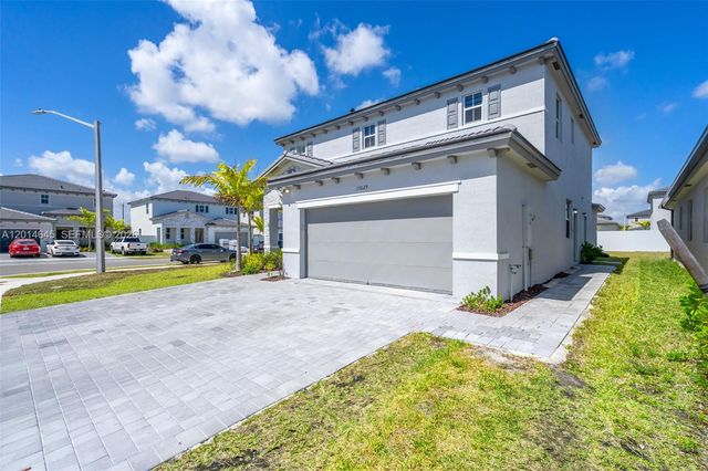 13629 SW 186th Ln, Miami, FL 33177