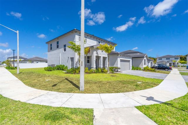 13629 SW 186th Ln, Miami, FL 33177