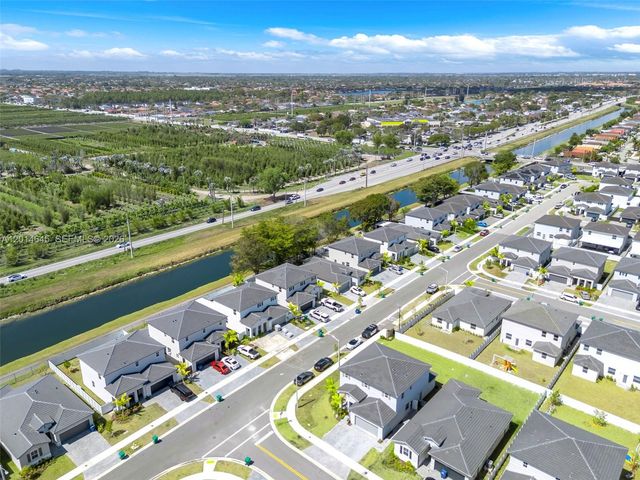13629 SW 186th Ln, Miami, FL 33177