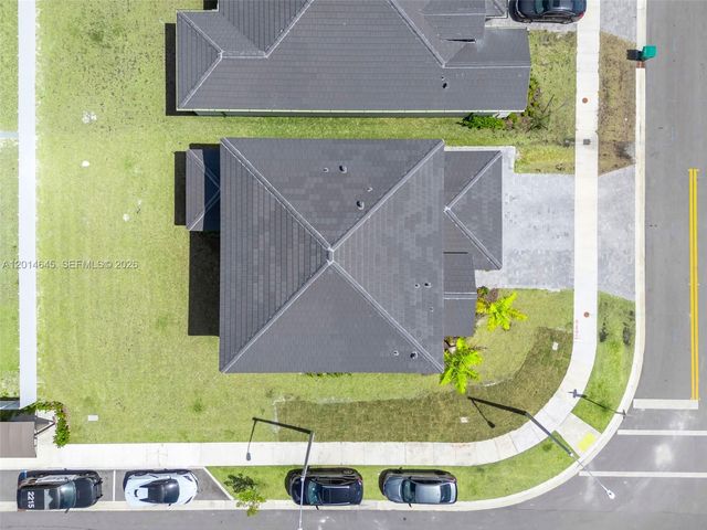 13629 SW 186th Ln, Miami, FL 33177