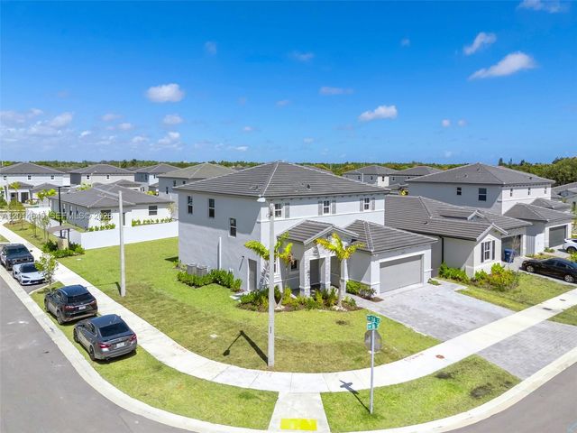 13629 SW 186th Ln, Miami, FL 33177