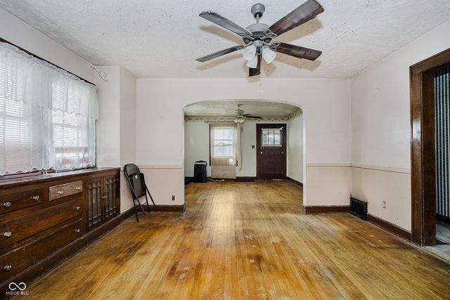 1075 E Hanna Avenue, Indianapolis, IN 46227