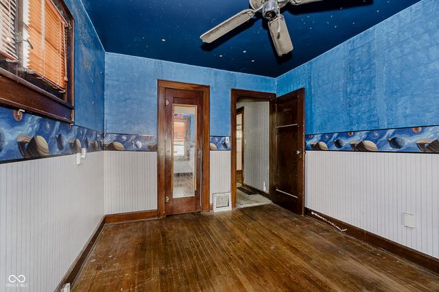 1075 E Hanna Avenue, Indianapolis, IN 46227