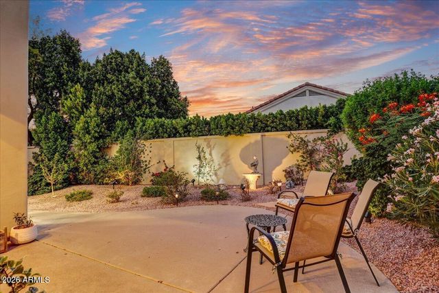 11818 E Del Timbre Drive, Scottsdale, AZ 85259