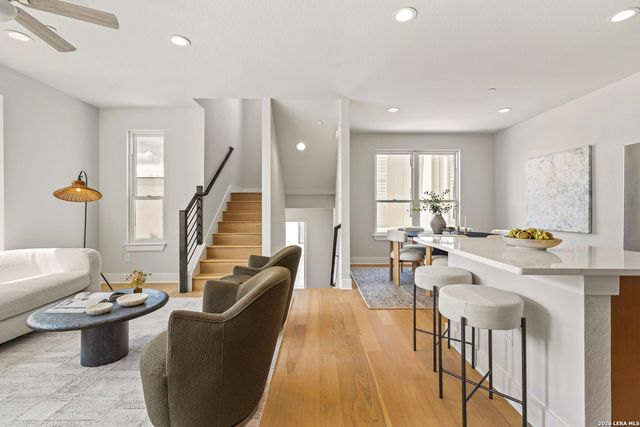 543 McMonigal Pl Bldg 1, San Antonio, TX 78210