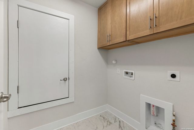 543 McMonigal Pl Bldg 1, San Antonio, TX 78210