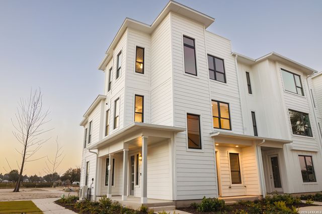 543 McMonigal Pl Bldg 1, San Antonio, TX 78210