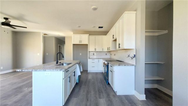 1601 Al Ortolani Way, Pittsburg, KS 66762