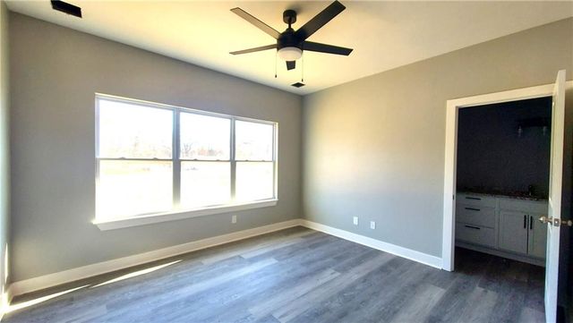 1601 Al Ortolani Way, Pittsburg, KS 66762