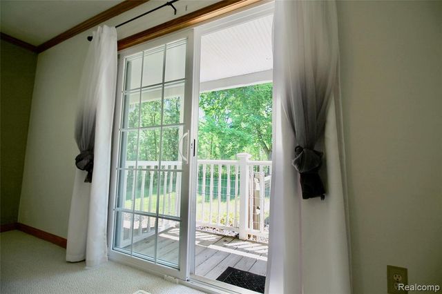 8372 Parshallville Road, Fenton, MI 48430