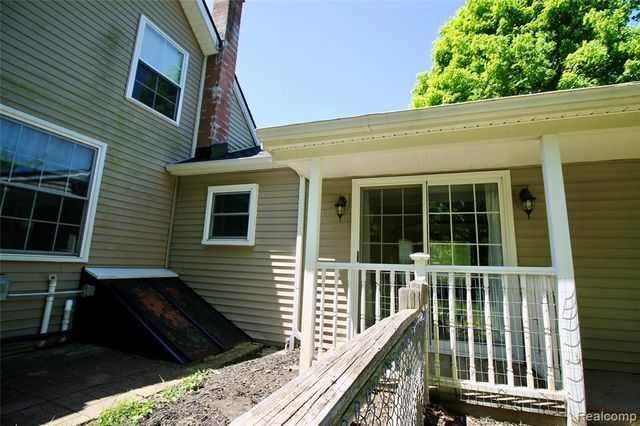 8372 Parshallville Road, Fenton, MI 48430