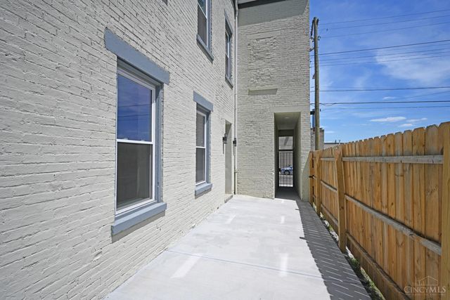 925 State Avenue, Cincinnati, OH 45204