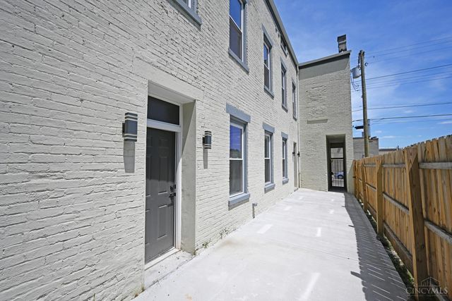 925 State Avenue, Cincinnati, OH 45204