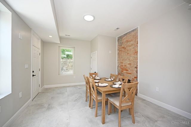 925 State Avenue, Cincinnati, OH 45204